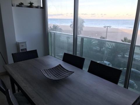 Appartement Face A La Mer - 6 A 8 Personnes - Canet En Roussillon Exterior photo